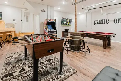 Image de Cove Mountain Rest (3-Bedroom Home) with Pool by RedAwning