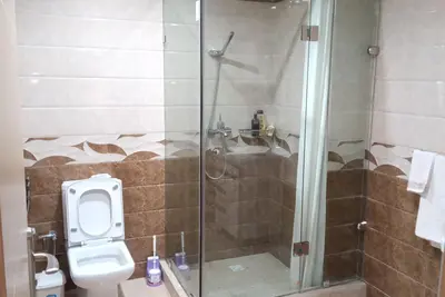 Image de Beautiful & Modern 1 Bedroom Apartment