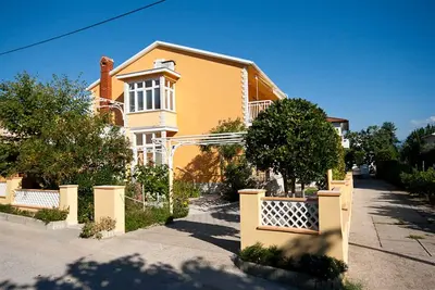 Image de Anica (Dorcic) A4