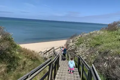 Beautiful Secluded North Truro Home with Private Beach Access and Parking