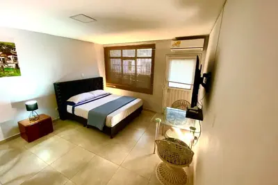 Renovated Studio Apartment With Balcony