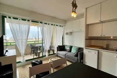 Image de Appartement classé 1* pour 2 à 4 personnes avec vue imprenable sur l'Océan de Mimizan Plage