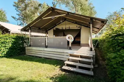 Image de Jungle Lodge 2Ch - sans sanitaire 4 à 5 personnes - 4 pers. inclus dans le tarif