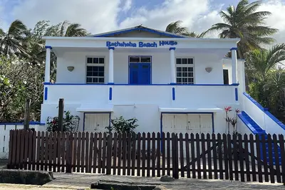 Image de Surfs Up - bungalow style Beachhouse opposite Atlantic Ocean