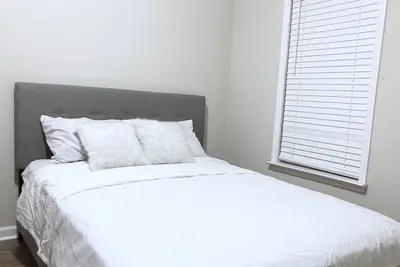 Image de Lovely 1 Bed Room unit with Free Parking