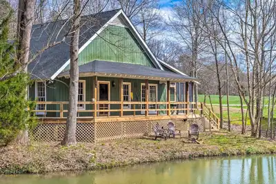 Image de Bright ‘Green Gables’ Cabin: Hike, Swim & Bbq