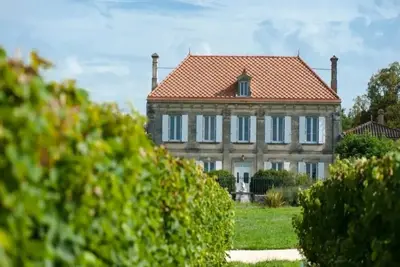 Image de Charmant château à 25 min de Bordeaux