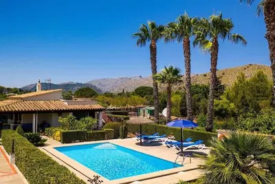 Villa 'Pantina' avec piscine et Wi-Fi