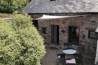 Image de Charming little house 800m from the seaside