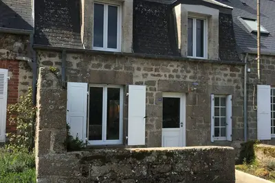 Image de Maison pour quatre à 10min à pied de la plage