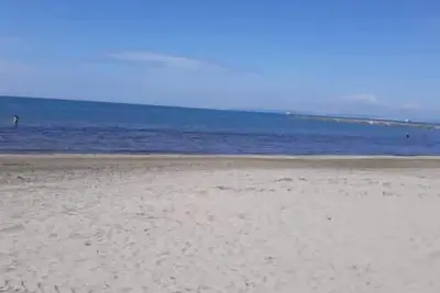 Beau 50 M2 Avec Véranda Proche De La Plage