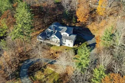 Image de Spacious 6-bedroom house in charming Quechee. Family friendly, all seasons!