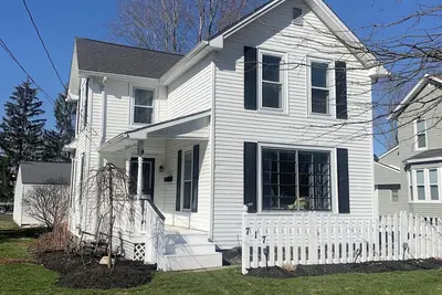 Image de House minutes from wineries, Spire, Lake Erie, Gotl