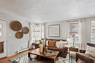 Image de The Turnagain House • Bright & Cozy • Near Airport