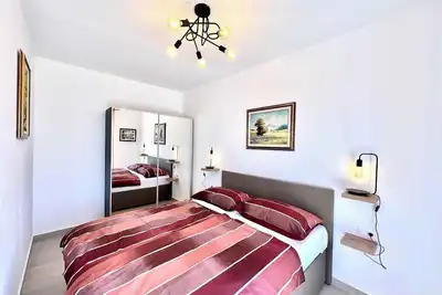 Image de Appartement de vacances avec balcon et vue