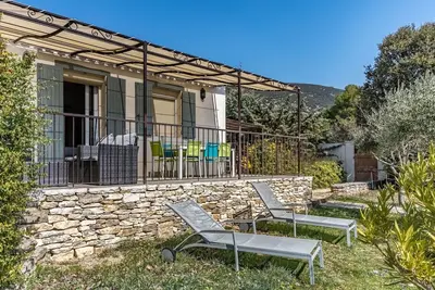 Image de Merveilleuse maison de vacances pour 4 personnes avec Wifi, piscine privée, Tv, terrasse et parking