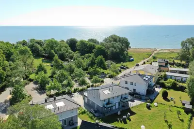 Image de Sealodge - house close to the beach with sea view, use of swimming pool and sauna -