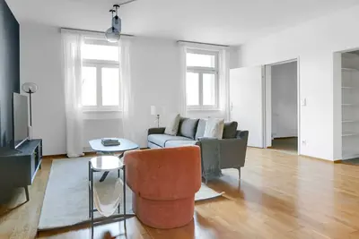 Image de Luxe Margareten 2br w/ Elevator near Matzleinsdorferplatz, by Blueground
