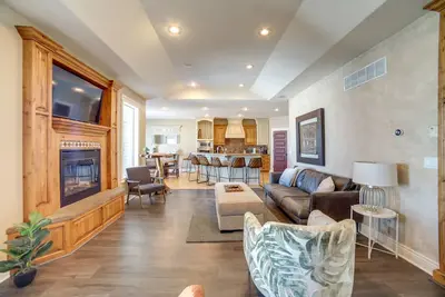 Image de Rigby Home w/ Game Room & Fire Pit