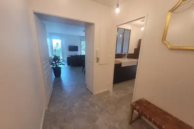 Image de Bel appartement contemporain proche des commodités