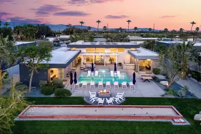Image de Polo Villa 5 by AvantStay | Outdoor Bocce Ball, Firepit & Bbq, Pool & Spa