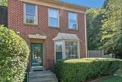 Image de Walk to the Gmu Graduation on May 20th!