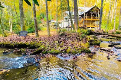 Image de Crystal Creek Arcade House! Big Creek + Arcade Room + Decks + Resort Amenities!