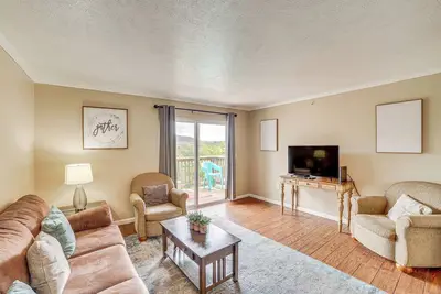 Image de 5 Mi to Silver Dollar City: Condo w/ Pool Access