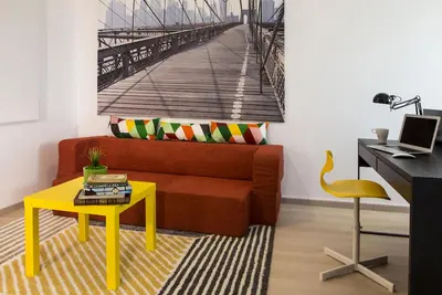 Image de Premium Bright Flat Near Metro +Bathtub & Netflix