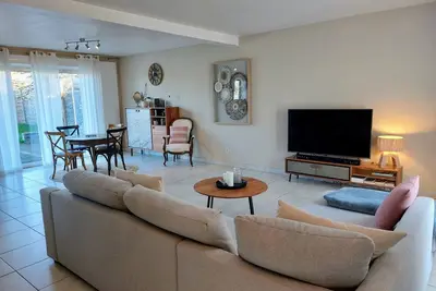 Image de Pretty house in a quiet and green area