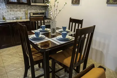 Image de Private 2 bedroom with patio and laundry