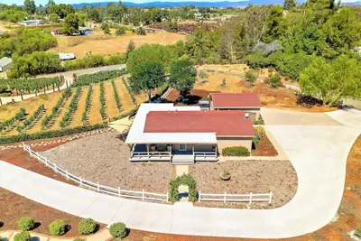 Image de Del Vino Country Cottage - Hot Air Balloon Views