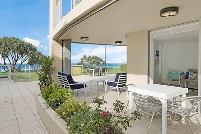 Image de Aqua Solai 2 - Absolute Beachfront Tugun - Min. 3 night stays!