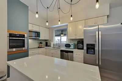 Image de Entire residential home-Clearwater-New Listing!