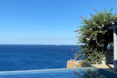 Image de Waterfront villa \"Afros\" with a pool, direct access to the sea and a small beach