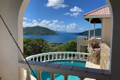 Image de Gt Camanoe-dramatic out-island villa with boat; exotic views- pool, golf cartss