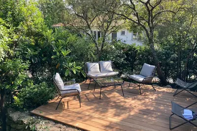 Image de Joli T3 rénové  avec terrasse et jardin dans le triangle d'or