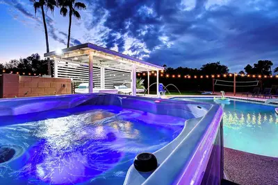 Scottsdalestays 8 Bdrm Multimillion Estate-Best Area-Pool-Pickleball-Basketball