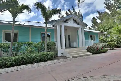 Image de Villa Los Cocos Private Luxurious Beachfront Villa - Bimini Bahamas