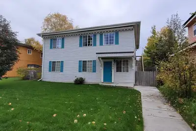 Image de Travelers Oasis-completely furnished-no stairs & quiet area-walk to downtown