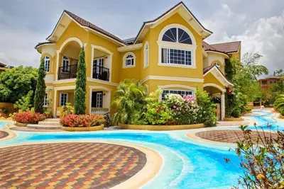 Image de The Best Poolside 2 Bedrooms Townhouse in Montego Bay
