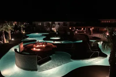 Image de Zion's Sand Hollow Retreat - St George - National Parks, golf, sleeps 20