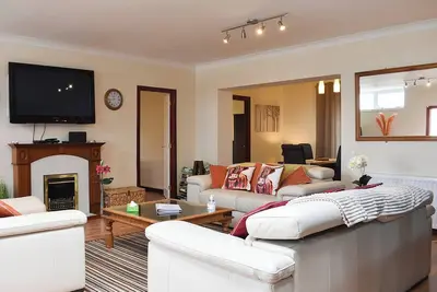 Image de 3 bedroom accommodation in Banff