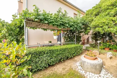 Image de Appartement d'une chambre avec la terrasse Baska, Krk (A-19432-a)