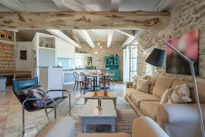Image de Le Grenier - Mas rénové avec piscine en plein coeur du Luberon