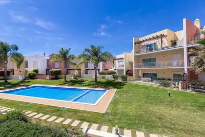 Image de 2 bedroom apartment in quarteira