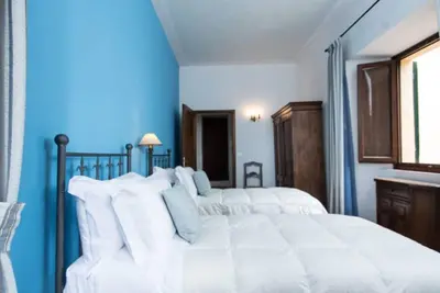 Image de Villa Giusterna - Ancient villa in the Tuscan hills