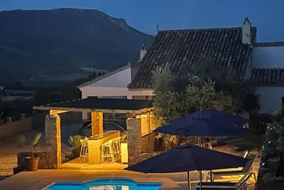 Image de Very private house and apartment with exceptional views!