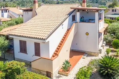 Image de Villa Indépendante. 24 lits. 6 Chambres. Self check-in
