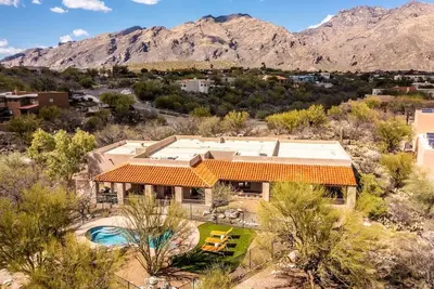 Image de Mega Fun Desert Villa w Pool, Cinema, Arcade, Spa